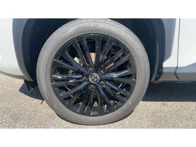 YARIS CROSS HYBRID