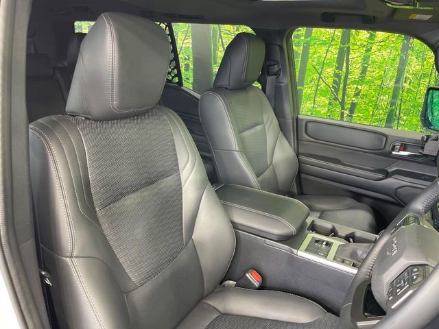 LANDCRUISER 250