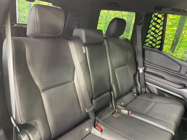 LANDCRUISER 250