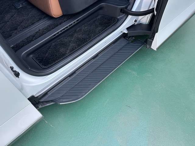 VELLFIRE  HYBRID 4WD