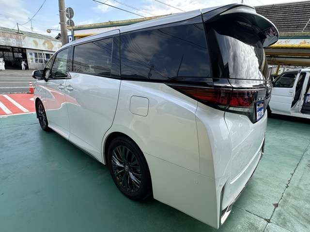 VELLFIRE  HYBRID