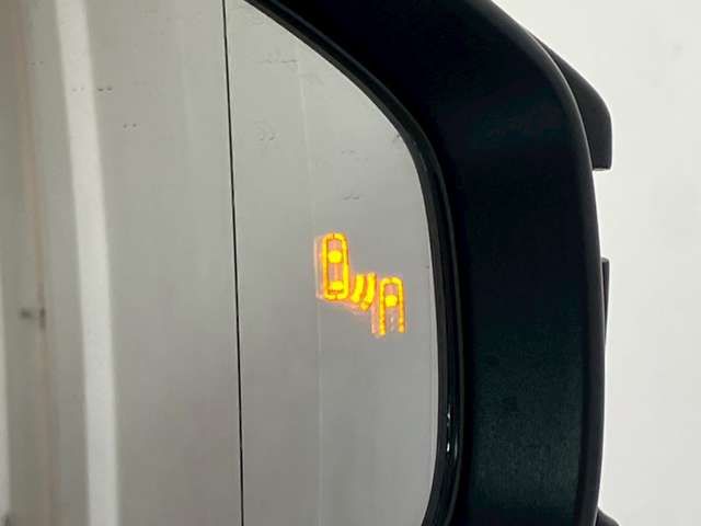 PRIUS 4WD