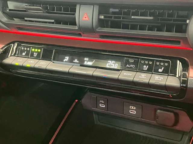 PRIUS 4WD