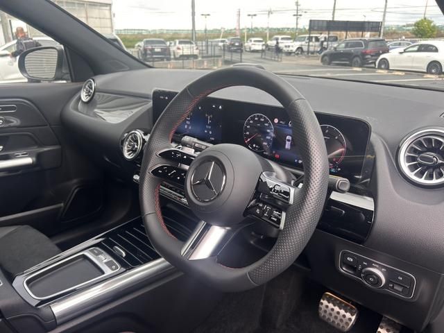 MERCEDES BENZ GLA class