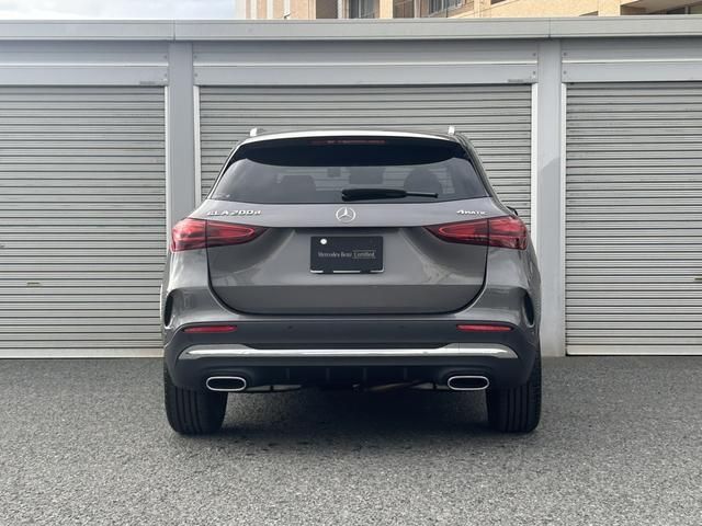 MERCEDES BENZ GLA class
