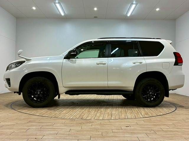 LANDCRUISER PRADO