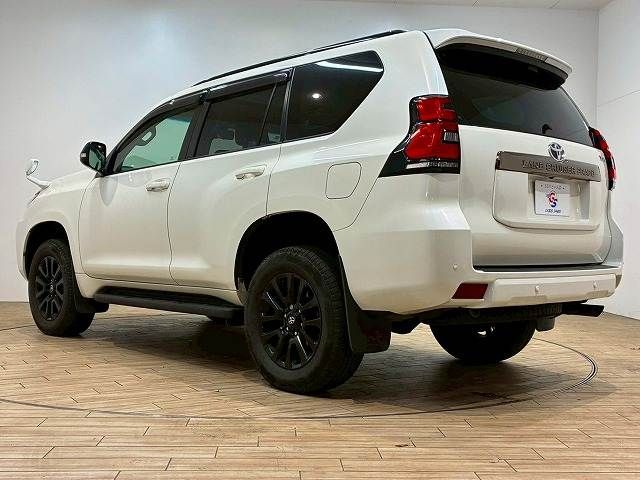 LANDCRUISER PRADO