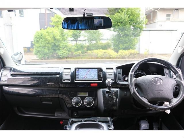 HIACE van 2WD