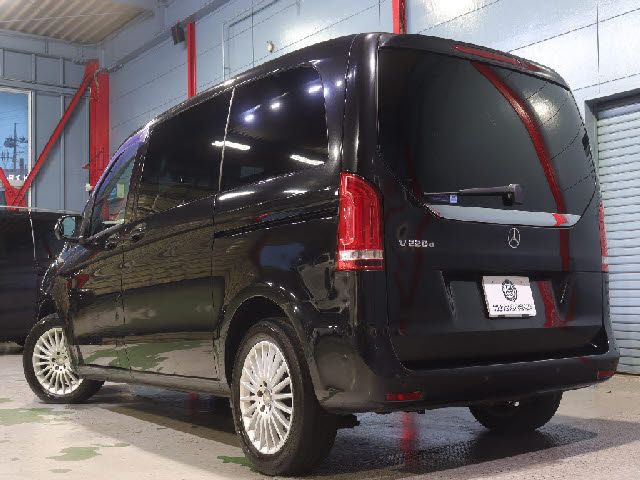MERCEDES BENZ V class
