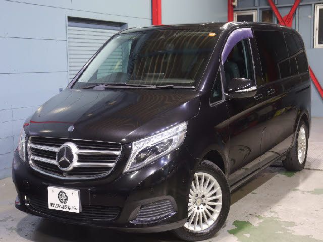 MERCEDES BENZ V class
