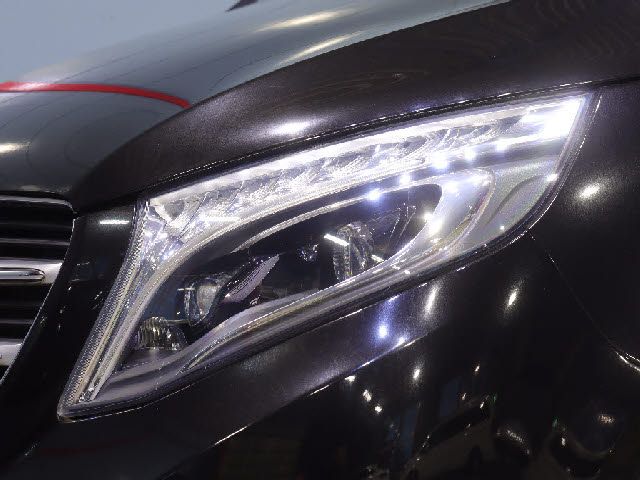 MERCEDES BENZ V class