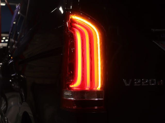 MERCEDES BENZ V class