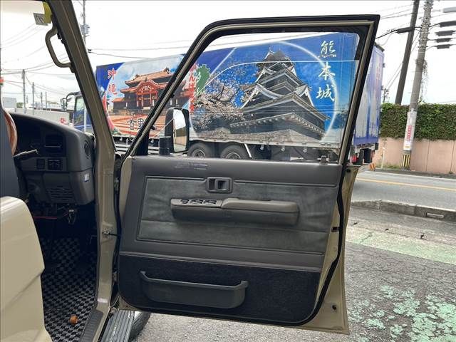 LANDCRUISER PRADO