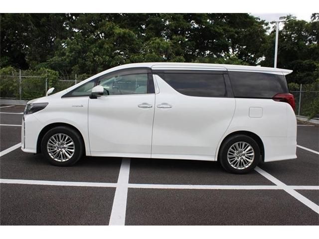 ALPHARD hybrid 4WD