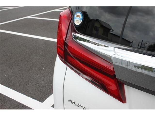ALPHARD hybrid 4WD
