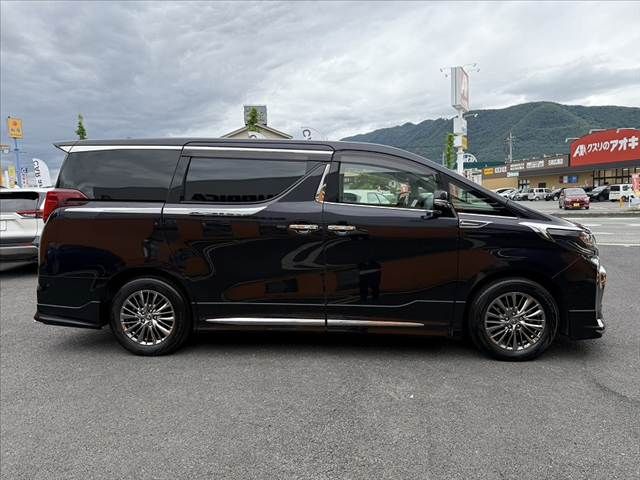 ALPHARD hybrid 4WD