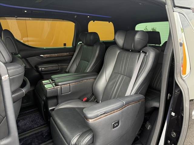 ALPHARD hybrid 4WD