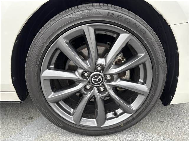 MAZDA3 FASTBACK