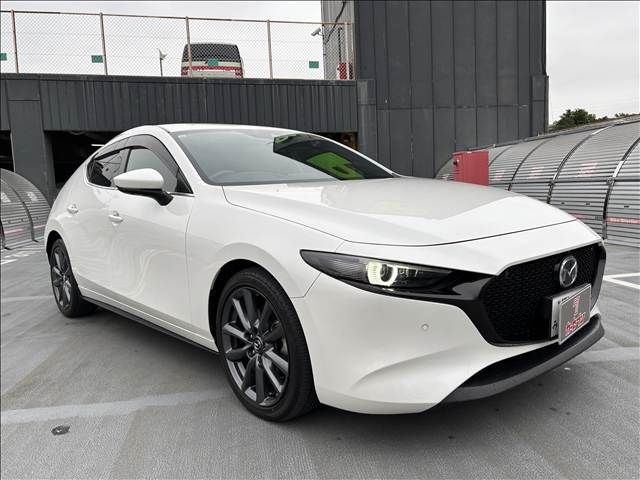 MAZDA3 FASTBACK