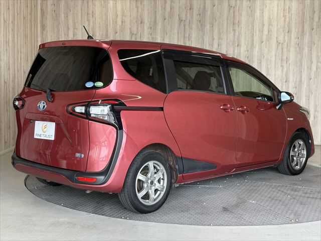 SIENTA HYBRID