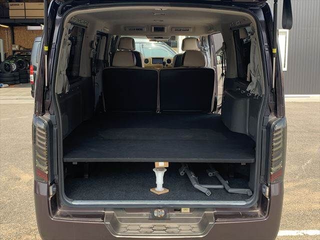 NV350 CARAVAN 4WD
