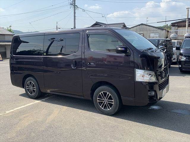 NV350 CARAVAN 4WD