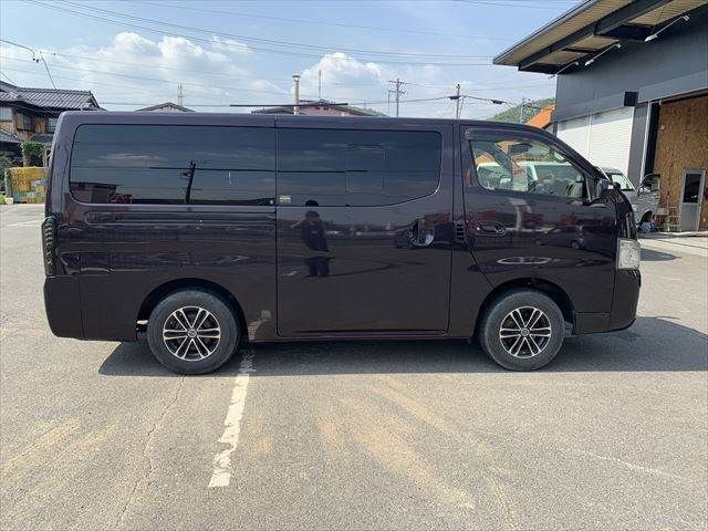 NV350 CARAVAN 4WD