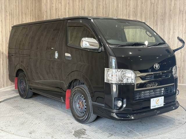 HIACE van 4WD