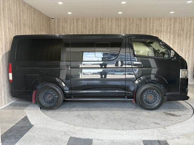 HIACE van 4WD