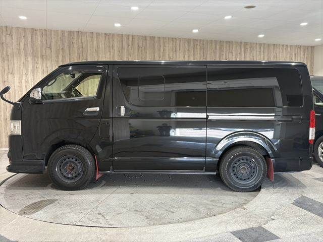 HIACE van 4WD