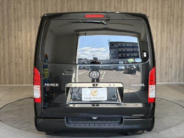 HIACE van 4WD