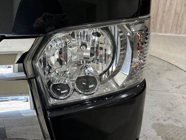 HIACE van 4WD