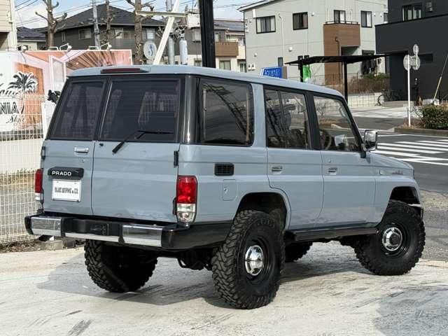 LANDCRUISER PRADO