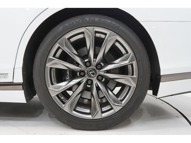 LEXUS LS500h