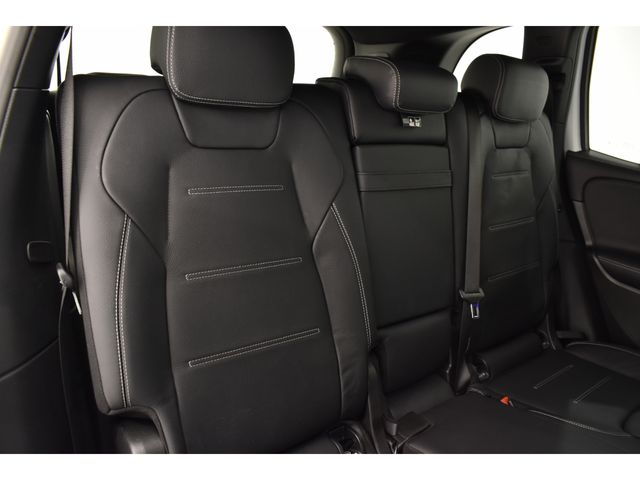 MERCEDES BENZ GLB
