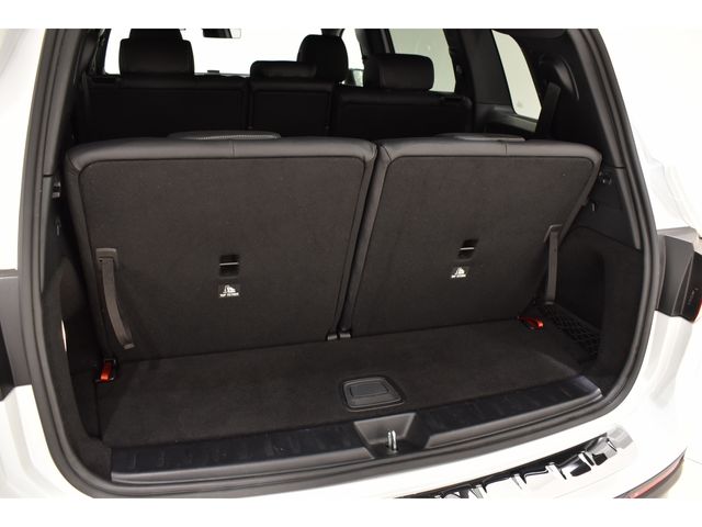 MERCEDES BENZ GLB