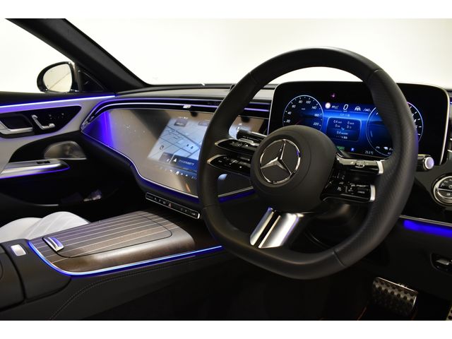 MERCEDES BENZ E sedan Plug-in HYBRID