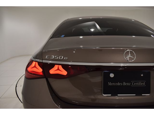 MERCEDES BENZ E sedan Plug-in HYBRID