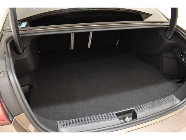MERCEDES BENZ E sedan Plug-in HYBRID