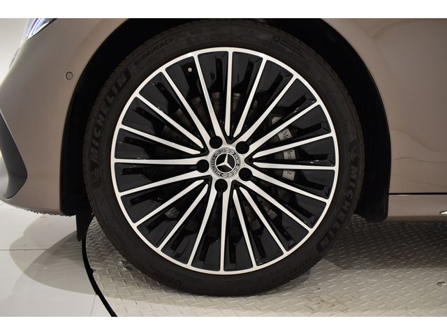 MERCEDES BENZ E sedan Plug-in HYBRID