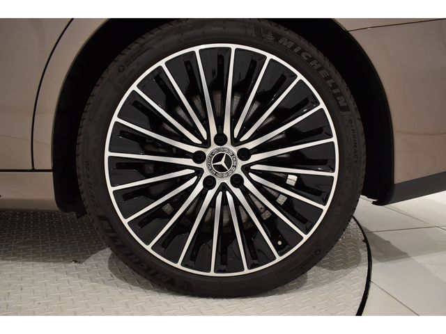 MERCEDES BENZ E sedan Plug-in HYBRID