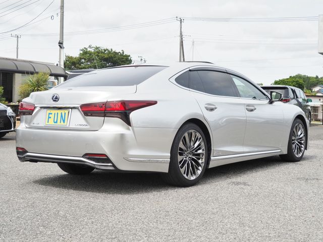 LEXUS LS500h
