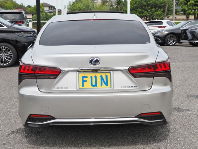 LEXUS LS500h