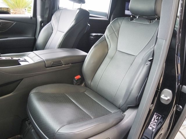 ALPHARD hybrid 4WD