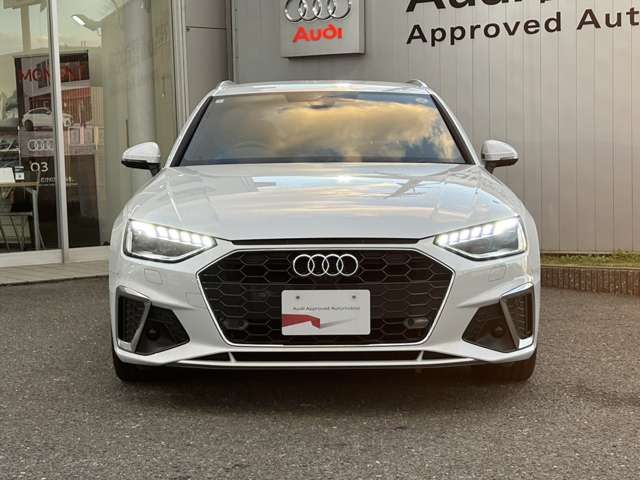 AUDI A4 AVANT