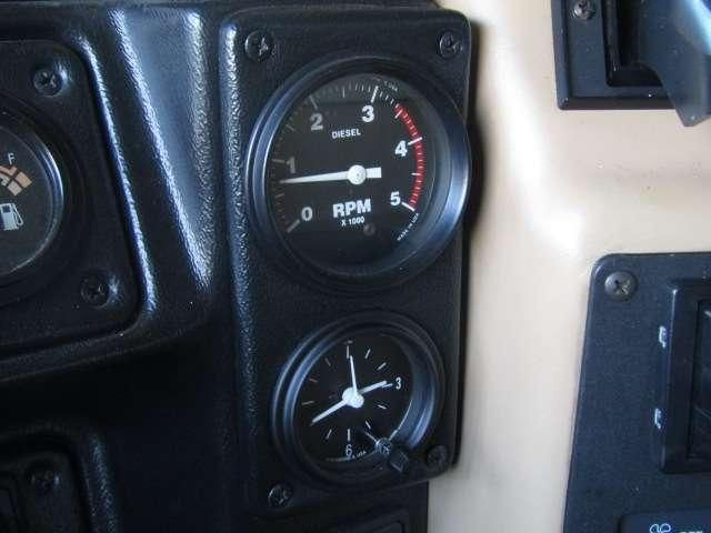 HUMMER H1
