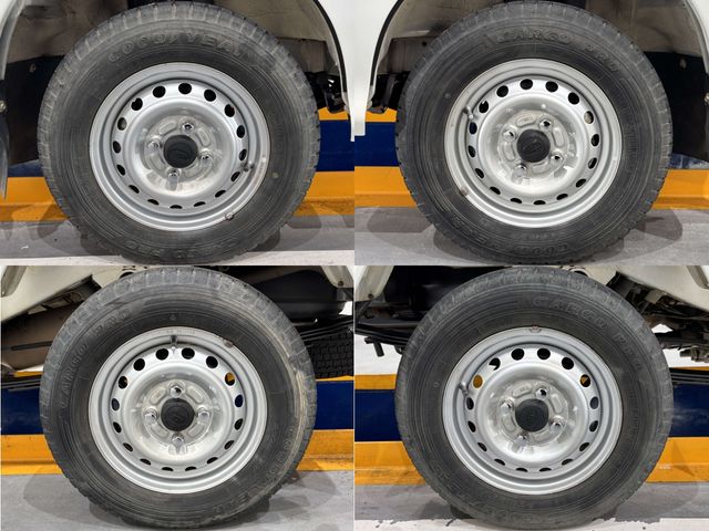 SAMBAR truck 4WD
