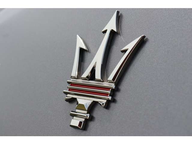 MASERATI Grecale