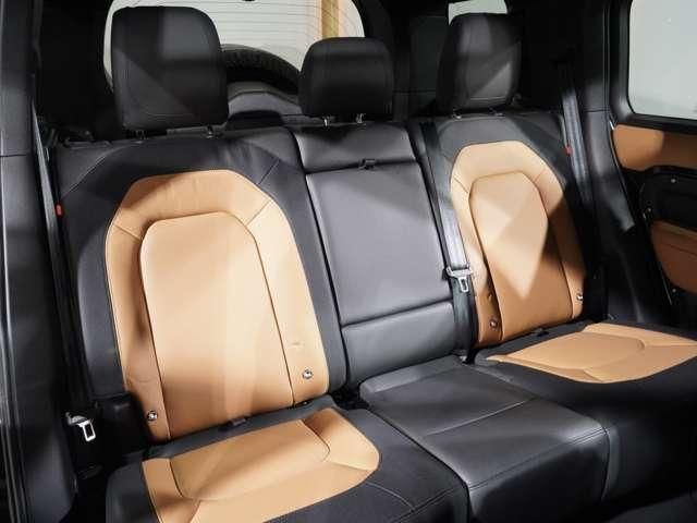 ROVER DEFENDER