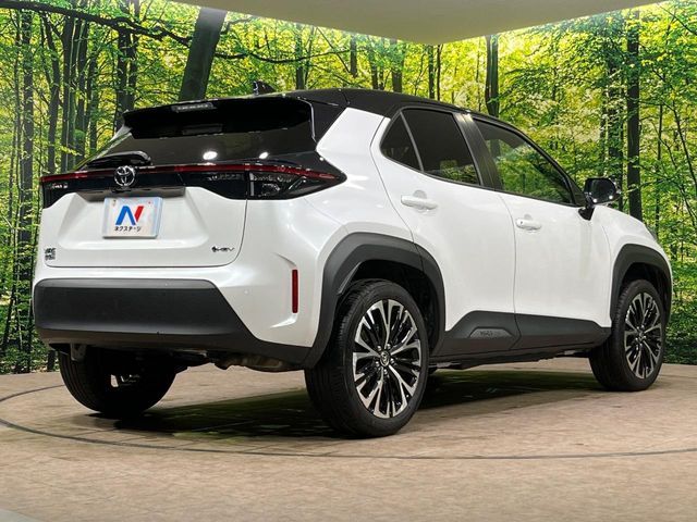 YARIS CROSS HYBRID